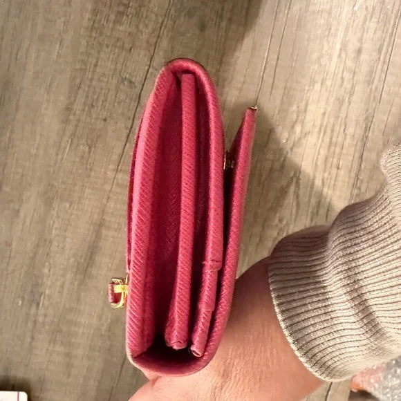 Prada Red Wallet with Gold Chain - Picture 5 of 9